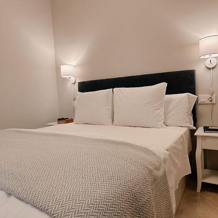 Apartamento-Pension El Trianero Junto Al Rio Sevilla Exteriér fotografie